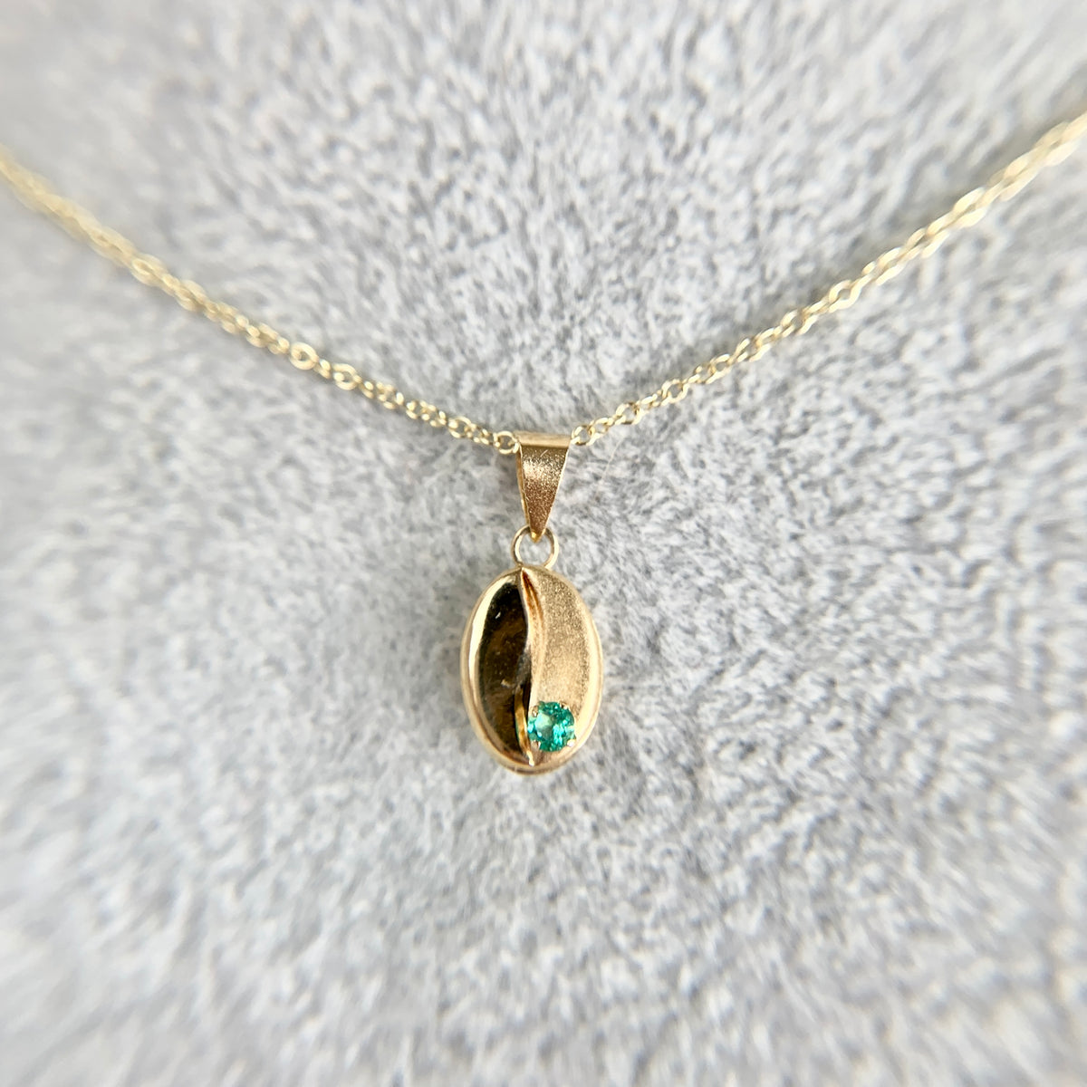 18K Yellow Gold Colombian Emerald Coffee Bean Pendant