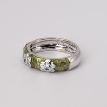 Load image into Gallery viewer, 18K White Gold HPHT Blue and White Diamond w/ Green Enamel Flower Band Ring