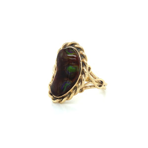 Vintage 14K Yellow Gold Kidney Shaped Fire Agate Ring