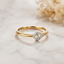 Load image into Gallery viewer, 18K Gold Kite-Set Princess Diamond Solitaire Ring