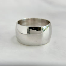 Load image into Gallery viewer, Vintage 14K White Gold 10mm Wide Cigar Band