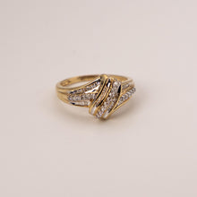 Load image into Gallery viewer, 14k Yellow Gold Diamond  Baguette &amp; Round Crossover Band Ring