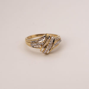 14k Yellow Gold Diamond  Baguette & Round Crossover Band Ring