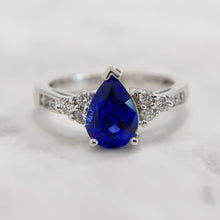 Load image into Gallery viewer, 18K White Gold 1.50ct Ceylon Sapphire and Diamond Ring