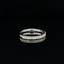 Load image into Gallery viewer, 14K White Gold .25ctw Round Cut Diamond Band