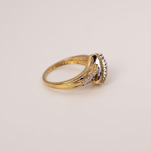 14k Yellow Gold Diamond  Baguette & Round Crossover Band Ring