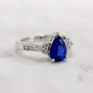 18K White Gold 1.50ct Ceylon Sapphire and Diamond Ring