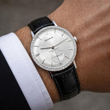 Load image into Gallery viewer, Benrus Diamond and 14k White Gold Men's Manual Wind Men's Watch Seventeen Jewels