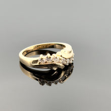 Load image into Gallery viewer, Vintage 14k Yellow Gold 0.50 ctw Diamond Ring