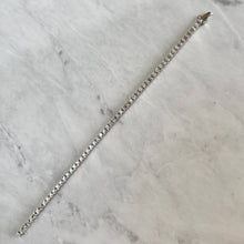 Load image into Gallery viewer, 14K White Gold 4.00ctw Diamond Tennis Bracelet
