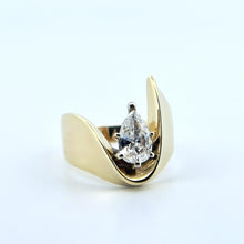 Load image into Gallery viewer, 14k YG 1 CT Pear-Shaped Diamond Statement Ring