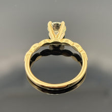 Load image into Gallery viewer, 18K Yellow Gold 1.05 Ct Diamond Engagement Ring