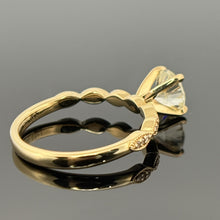 Load image into Gallery viewer, 18K Yellow Gold 1.05 Ct Diamond Engagement Ring