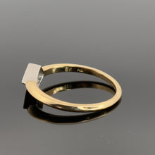 Load image into Gallery viewer, 18K Gold Kite-Set Princess Diamond Solitaire Ring
