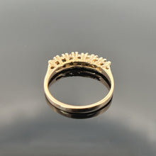 Load image into Gallery viewer, Vintage 10k Yellow Gold and Blue Sapphire ring