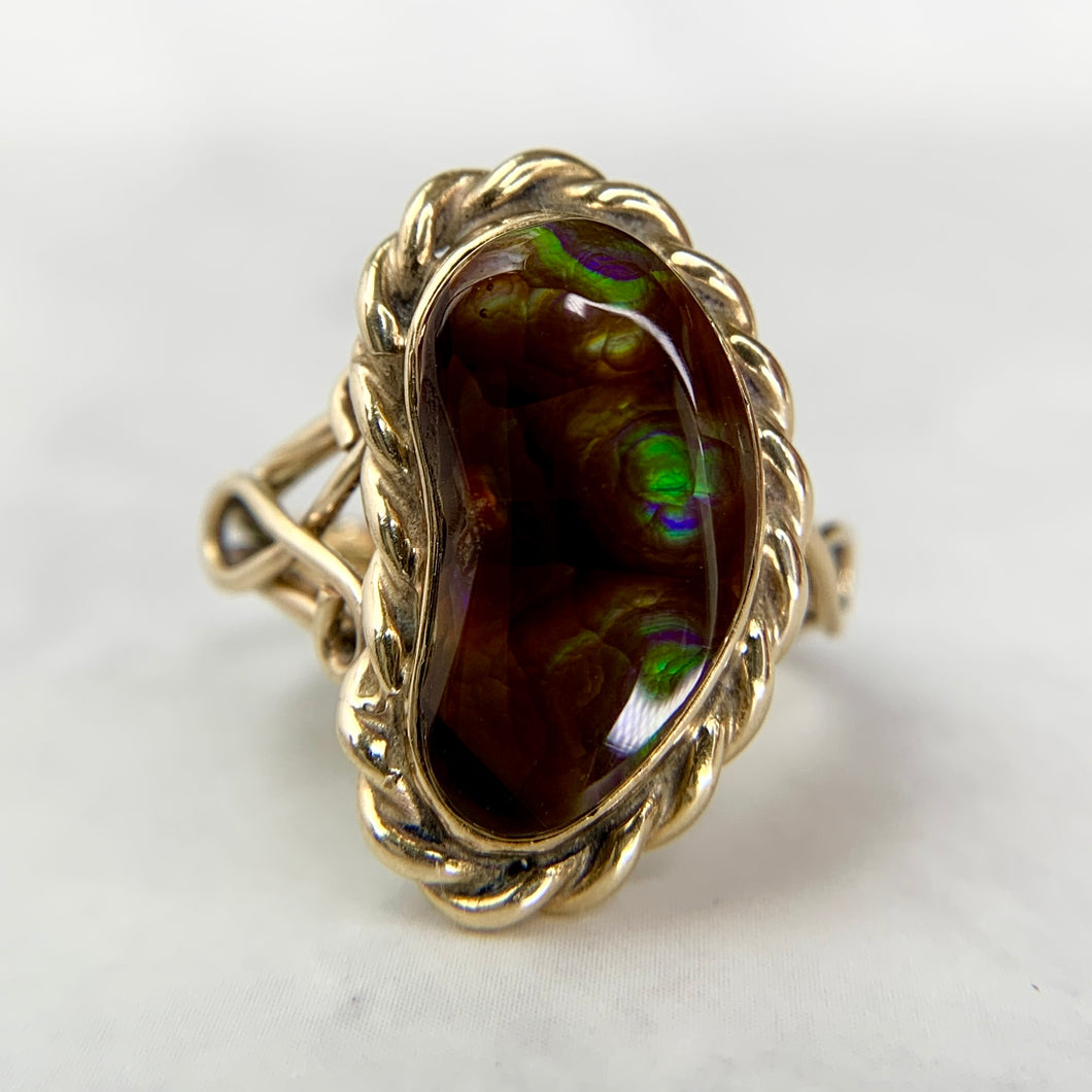 Vintage 14K Yellow Gold Kidney Shaped Fire Agate Ring