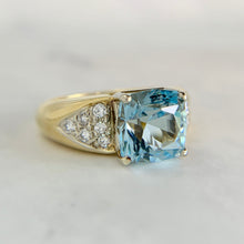 Load image into Gallery viewer, 18K Yellow Gold Aquamarine and Diamond Cocktail Ring