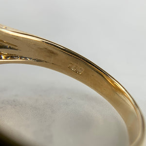 18K Yellow Gold Natural Jade Cabochon and Diamond Ring