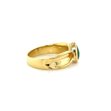 Load image into Gallery viewer, Vintage 18K Yellow Gold Imperial Pear Cut Jade Ring
