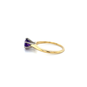 Vintage 18K Yellow Gold Round Cut Amethyst Solitaire Ring
