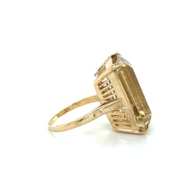 Load image into Gallery viewer, Chunky 14K Yellow Gold Emerald Cut Smoky Quartz Ring