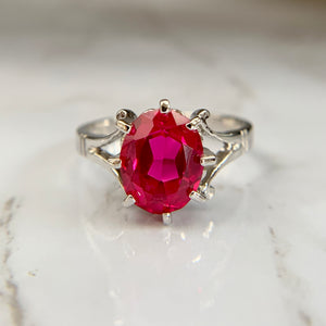 Vintage 10K White Gold Synthetic Oval Ruby Ring