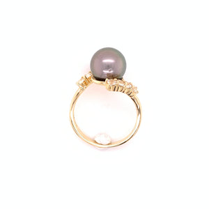 14k Yellow Gold Tahitian Pearl and White Topaz Ring