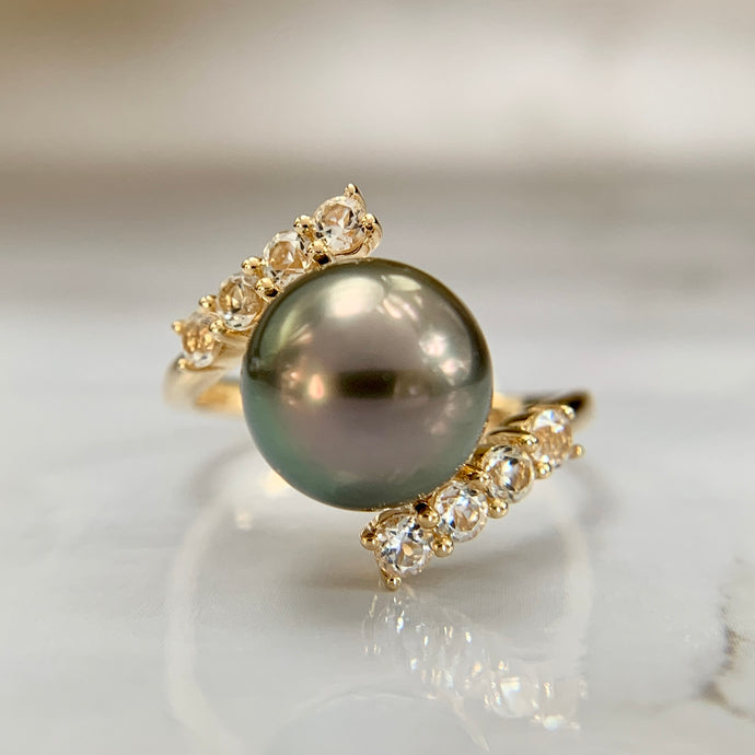 14k Yellow Gold Tahitian Pearl and White Topaz Ring