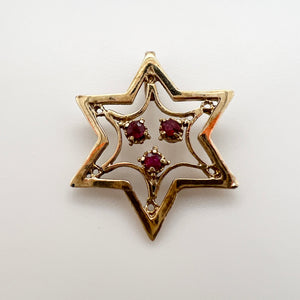 Vintage 14k Yellow Gold Synthetic Red Spinel Star Pendant