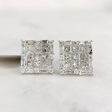 Load image into Gallery viewer, 18K White Gold 1.25ctw VS Diamond Stud Earrings