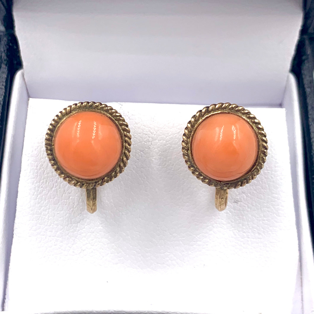 Vintage 14K Gold Natural Salmon Coral Screw Back Earrings