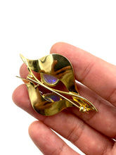 Load image into Gallery viewer, Vintage 18K Yellow Gold Double Australian Opal Modernist Freeform Brooch