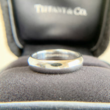 Load image into Gallery viewer, Platinum Tiffany &amp; Co. Lucida Band